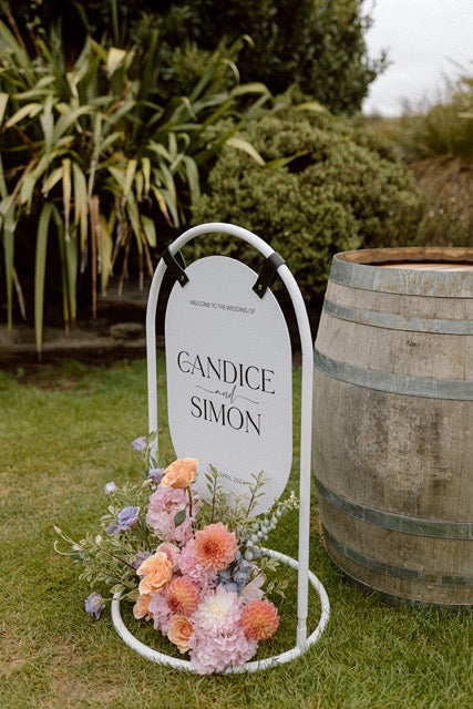 Oval wedding welcome sign for Candice and Simon  Glendhu Woolshed