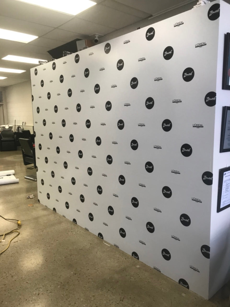 Large decal installation for Zouave Hair